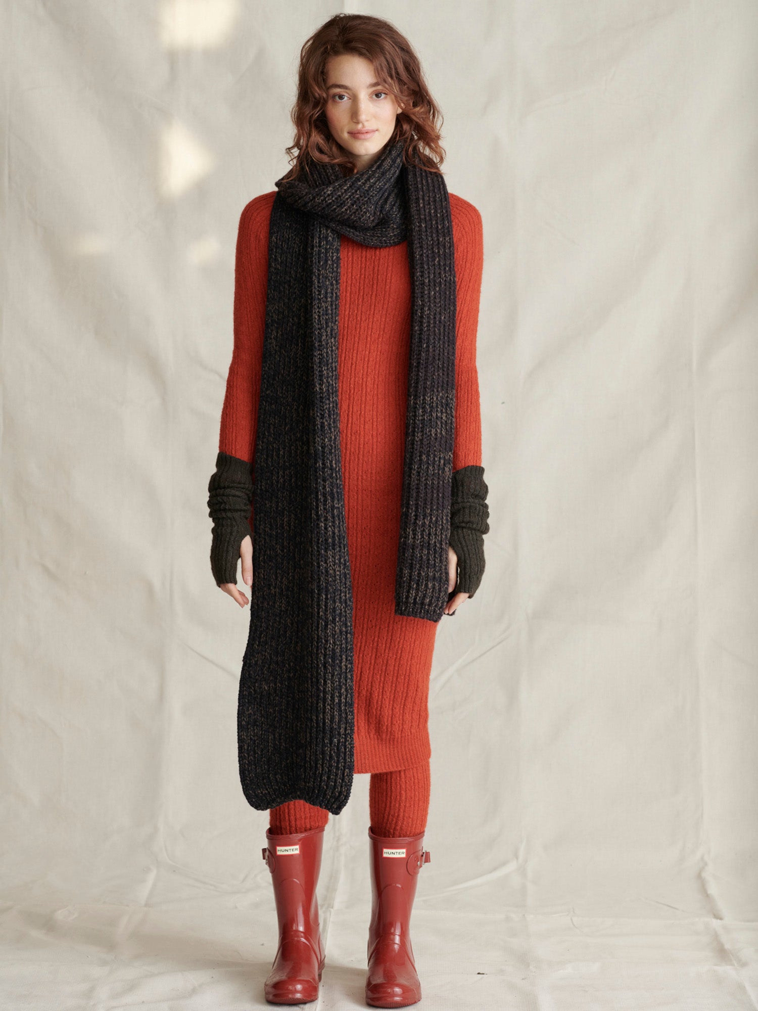 Eccleston Scarf Peat & Sloe Mouline