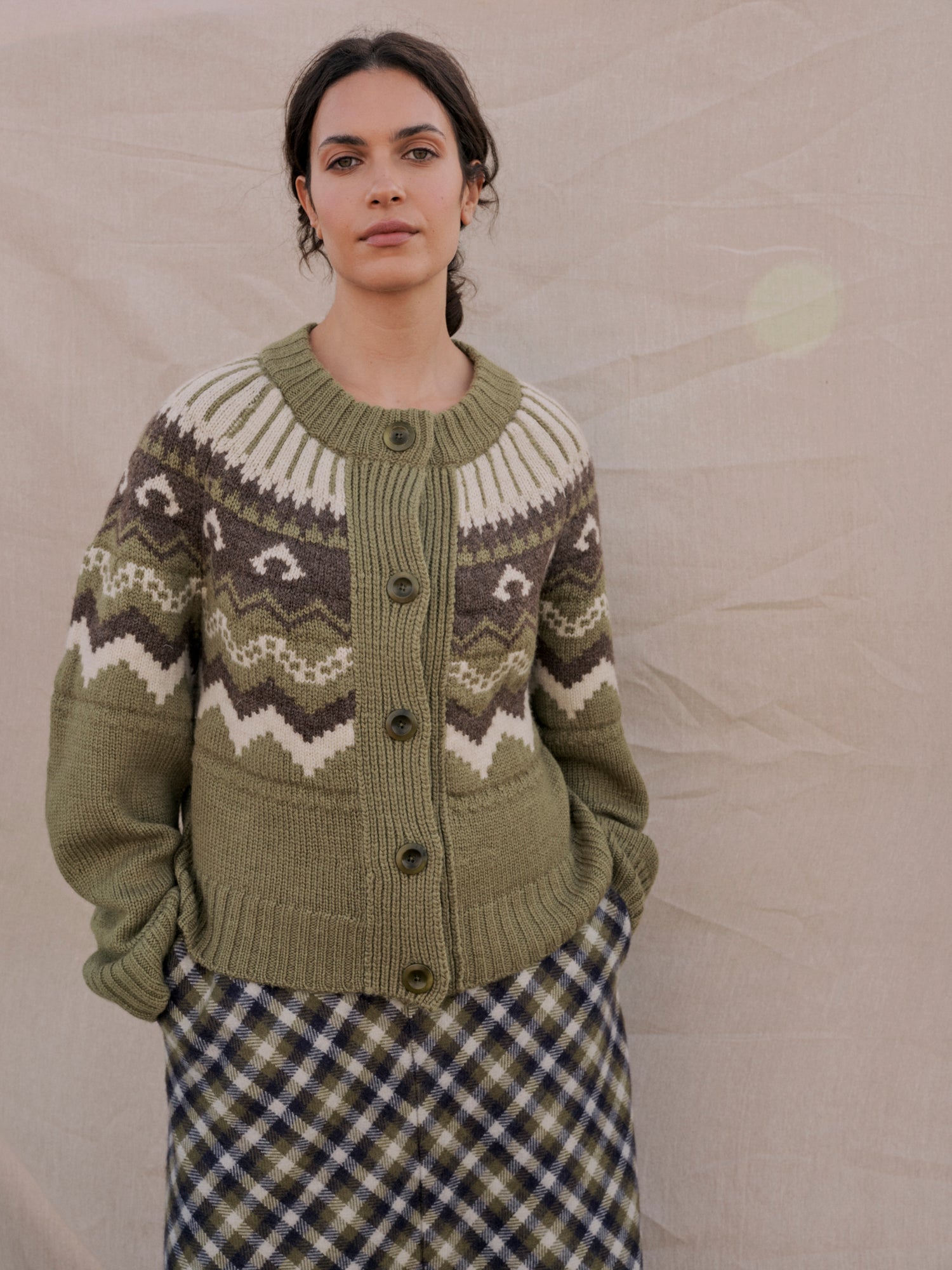 Fleetwood Cardigan Moss Ecru & Peat