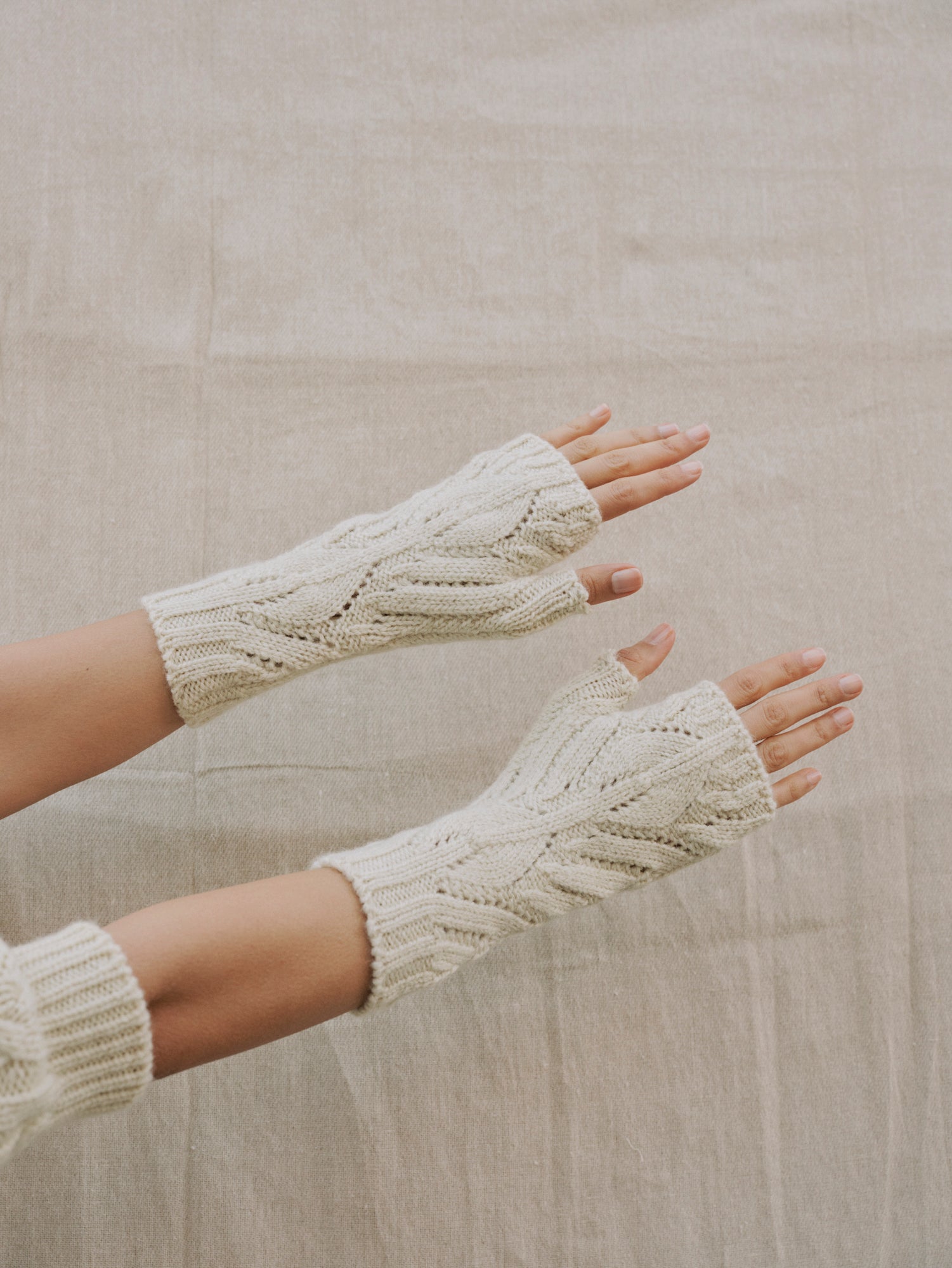 Wrist Warmers Ecru