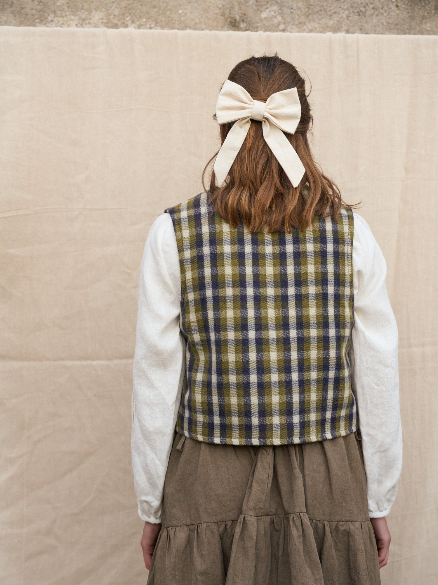 Neat Bow Clip Canvas